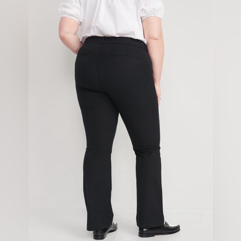 NWT! Black High-Waisted Pixie Flare Pants - Multiple Sizes💙 - Picture 8 of 10